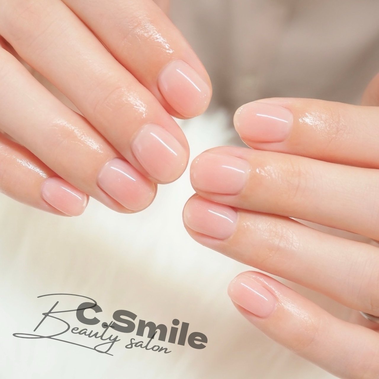 超美品★ネイルテーブル★一度しか使用してないので凄く綺麗な状態です！ 手が綺麗に見えるネイル/オールシーズン/旅行/オフィス/チーク