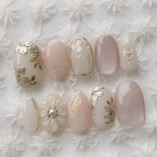 ネイルチップニュアンスぷっくりフラワーマグネットブライダル