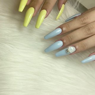 #ワンカラーネイル#パステルネイル #夏 #女子会 #ハンド #ワンカラー #ロング #スクエア #イエロー #ブルー #ジェルネイル #お客様 #an #ネイルブック