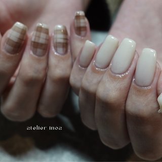 チェック/ベージュ/50代ネイルのネイルデザイン｜ネイルブック 