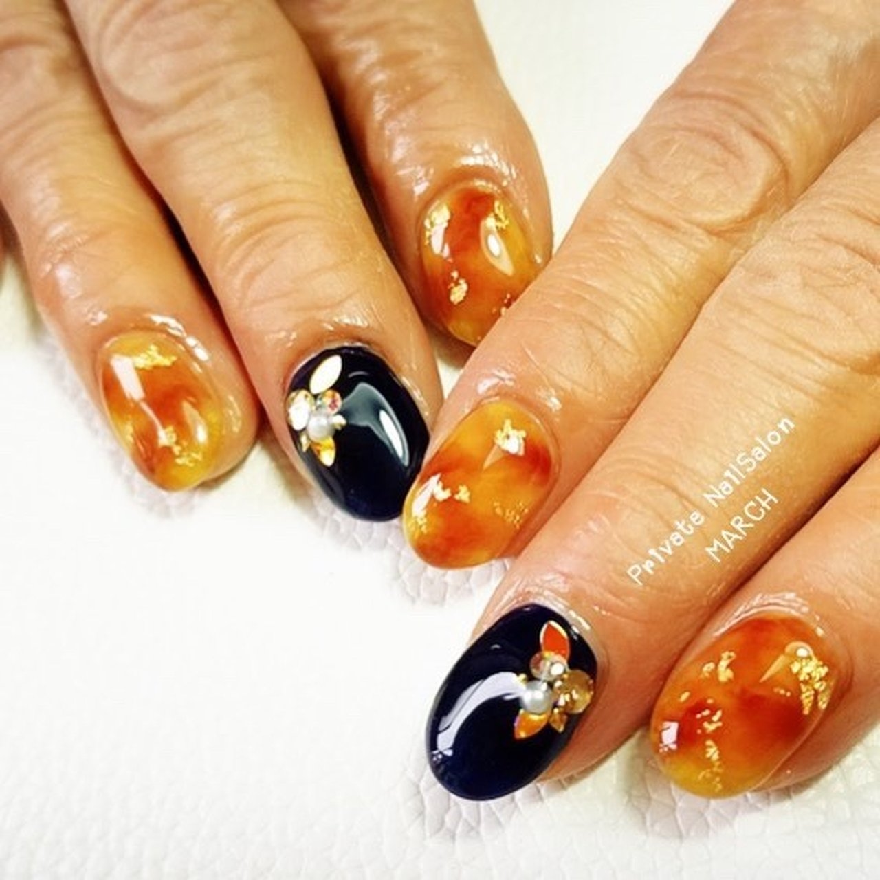 秋 女子会 ハンド ワンカラー べっ甲 March のネイルデザイン No ネイルブック