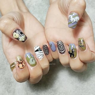 蓄光ネイルパーツのネイルデザイン｜ネイルブック