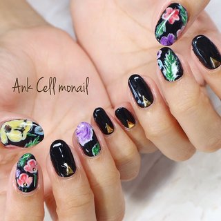 ブラック×ボタニカルアート♡
 .
.
#AnkCellmonail#アンクセルモナイル
#monail#もないる
#福井ネイル#福井ネイルサロン
#ケア#ジェル#スカルプ#フットジェル
#カメレオンジェル#カメレオンネイル
#ネイル#アートし放題#深爪矯正
#JAPAN#福井県#福井市
#ネイルデザイン#ネイルプラス
#nail#nails#gelnail#nailsalon#footnail
#maogel#maogel導入サロン#maogel導入サロン福井 #リゾート #デート #女子会 #ハンド #エスニック #ボヘミアン #ミディアム #ブラック #カラフル #ジェルネイル #お客様 #MONNAL& / yurika 前田百合香 #ネイルブック