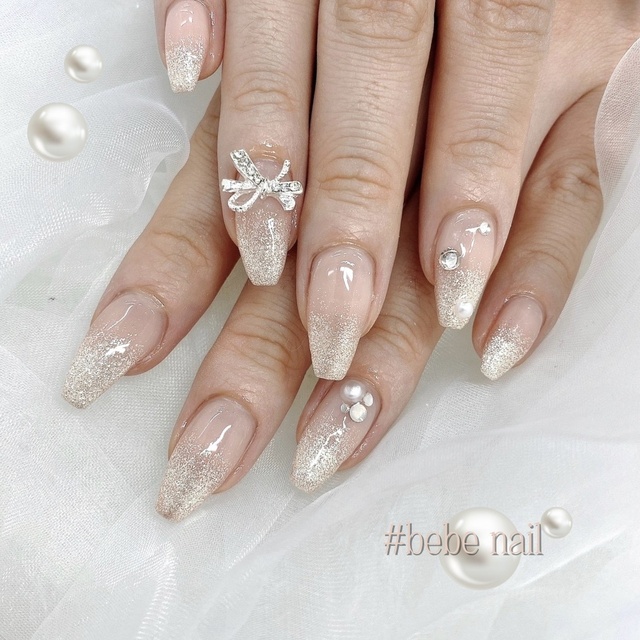 新品未使用⭐️エトゥベラシンプルテーブル 回転 昇降 ネイルサロン