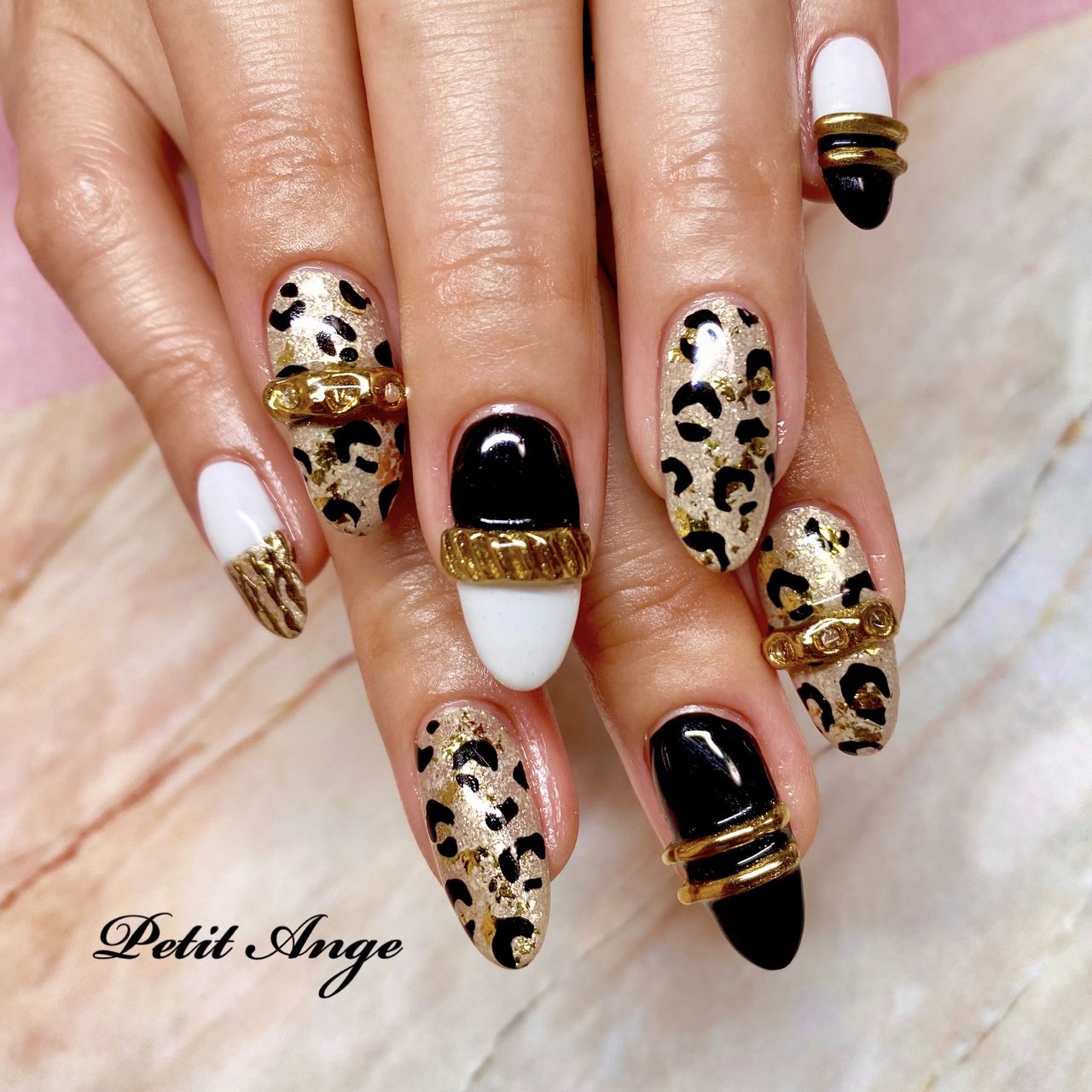 秋/冬/ハンド/アニマル柄/レオパード - Petit Angeのネイルデザイン[No