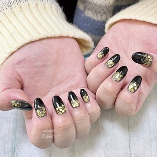 グラデーション/ブラック/ゴールドのネイルデザイン｜ネイルブック 
