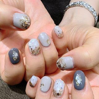 ラメ/グレー/ゴールドのネイルデザイン｜ネイルブック 