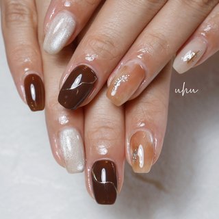 マグネット/ジェルネイル/#アイボリーネイルのネイルデザイン｜ネイル  