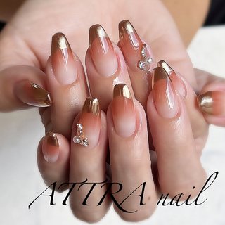 くすみグレージュピンクミラーグラデーション ワンホンニュアンス