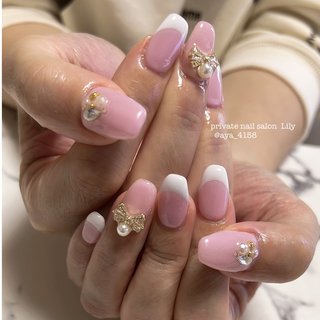 女子力アップ魔法 

ピンクベースにフレンチにリボン🎀

可愛いが、沢山です。










#フレンチネイル

#異郷の爪塗り見習い
#コンテスト
#魔法ネイル

#private nail salon Lily
#リボンネイル #冬 #オールシーズン #ハンド #フレンチ #ミディアム #スクエア #ホワイト #ピンク #ジェルネイル #お客様 #異郷の爪塗り見習い×ネイルブックコラボ ネイルデザインコンテスト #aya_4158 #ネイルブック