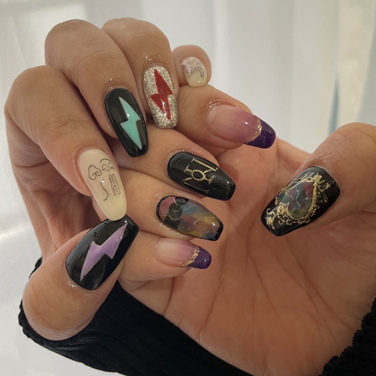 ハンド/ロング/コフィン - hy.622のネイルデザイン[No.9122368