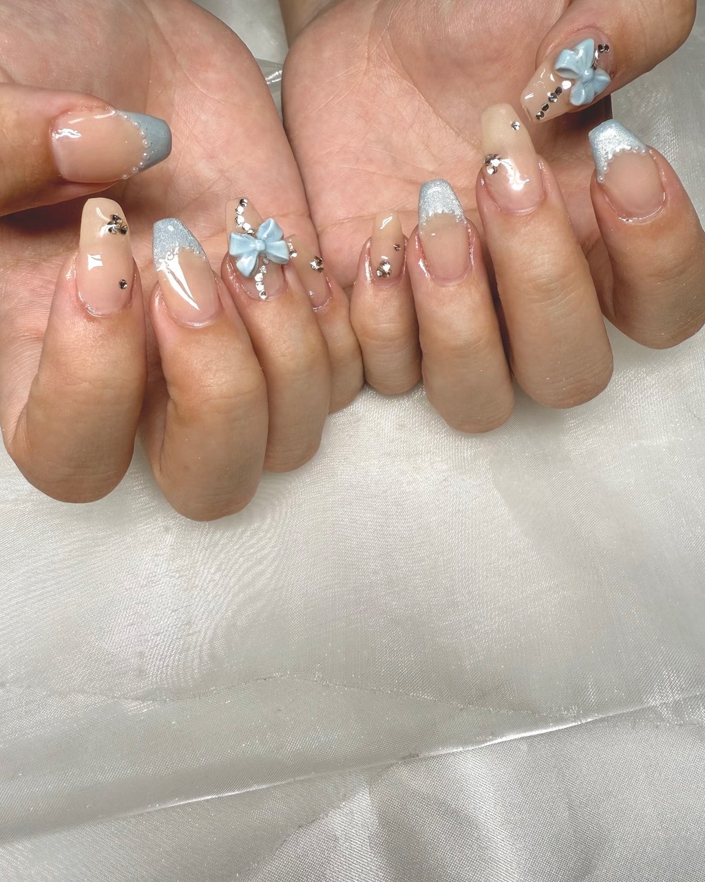 【オーダー】ネイルチップ　フレンチ　ブルー　マグネット　リボン 晴レ空】ネイルチップ ブルー 青 マグネットネイル 先端フレンチ 変形