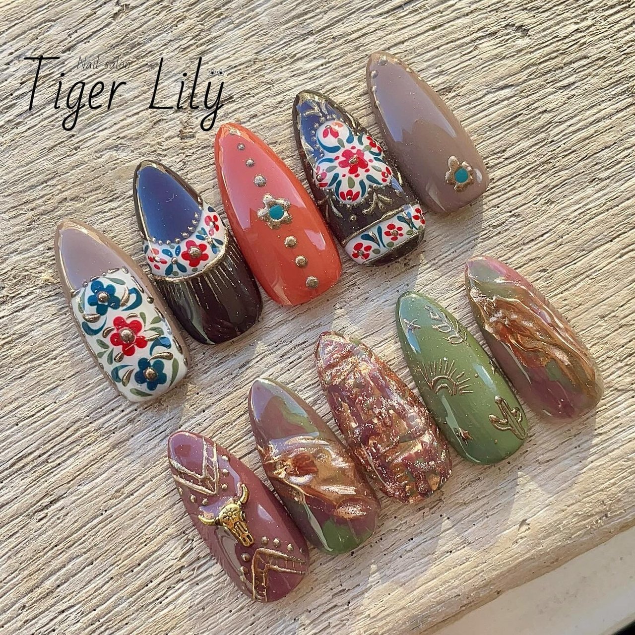 秋/冬/ボヘミアン/ブラウン - Tiger Lilyのネイルデザイン[No.9134488