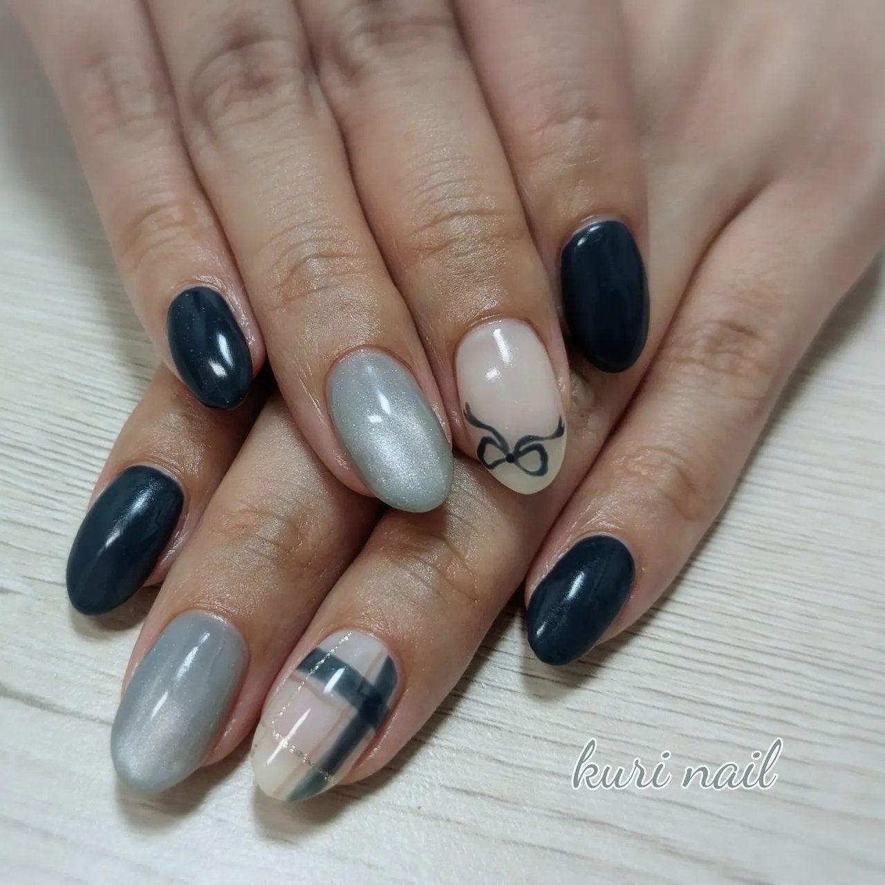 秋ネイル チェックネイル リボンネイル マグネットネイル ネイルチップ