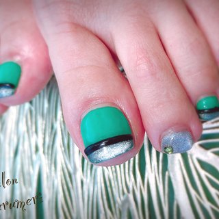 お客様nailご紹介🌱 
#フットネイル#エメラルドグリーンネイル #シルバー
#ラメ

#Nail salon Purumeri
#広島県東区愛宕町
#ご新規様他店オフ無料
#合計金額から20%OFF
#持ち込み画像🆗

Google🗺️

#https://maps.app.goo.gl/kZwxXjpW4kXsYsTe6?g_st=ic

詳しくはお電話☎️08097993808

または、Purumeri公式LINE
プロフィールURLに記載しております↑
見積もり、ご相談も承っております♪ #オールシーズン #フット #ラメ #ショート #スクエア #ターコイズ #ブラック #シルバー #ジェルネイル #お客様 #Nail salon Purumeri #ネイルブック