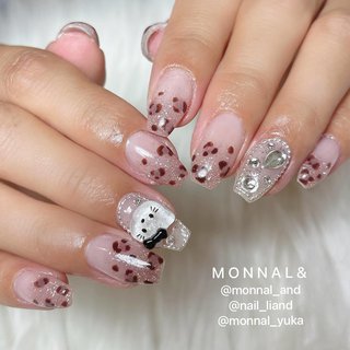 . 【HAND】デザインし放題ジェルコース11,000yen 
【メニュー名】#レオパードネイル #キティネイル
【担当スタッフ】YUKA @monnal_yuka 
.
ご来店ありがとうございます☺︎
.
.
.
━━━━━━━━━━━━━━━━━━━━
ジェル・スカルプメニュー
【担当YUKA指名】合計金額より
20%OFFキャンペーン実施中🌷
━━━━━━━━━━━━━━━━━━━━
【福井店】ご予約はこちら↓

LINE ID @vnd4371h
LINEから24時間ネットご予約受付中です💌

 MONNAL& モナールアンド 
営業時間 9:30～18:00 (Lo.17:00) 
定休日 不定休

住所　福井市大町10-2-2 
ショッピングシティベル近く🔔
.
TEL 0776-63-6268

━━━━━━━━━━━━━━━━━━━━
【鯖江店】ご予約はこちら↓

LINE ID @058rlgbk
LINEから24時間ネットご予約受付中です💌

 美爪ケア育成ネイルサロン Li & リアンド
営業時間 9:30～18:00 (Lo.17:00) 
定休日 日曜日・祝日

住所　鯖江市有定町1丁目8-10 2F
西山公園近く⛲️
.
TEL 0778-25-1552

━━━━━━━━━━━━━━━━━━━━
#MONNAL&#モナールアンド
#Li&#リアンド#monail#もないる
#福井ネイル#福井ネイルサロン
#ケア#ジェル#スカルプ#フットジェル
#ネイル#アートし放題#深爪矯正福井
#パーフェクトフィルイン福井
#ベース一層残し福井#フィルイン福井
#ちゅるんネイル #ワンホンネイル#韓国ネイル#大人かわいいネイル #オフィスネイル#シンプルネイル #オフィス #シンプル #レオパード #ちゅるん #ワンホン #韓国 #悠 #ネイルブック