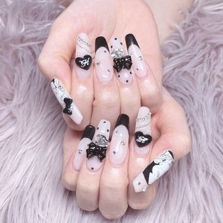  #オールシーズン #バレンタイン #デート #推し活 #ハンド #フレンチ #ハート #痛ネイル #キラキラ #韓国 #ロング #スクエア #ピンク #ブラック #シルバー #スカルプチュア #お客様 #eri_kan #ネイルブック