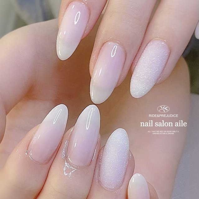 2024最新】粉雪みたいなパウダーで作る冬のシュガーネイル|人気ネイル  