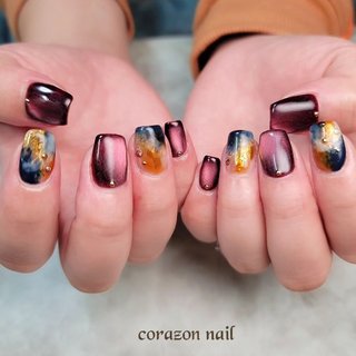 お客様ネイル💅 持ち込み画像を参考にアレンジ

☆ニュアンスネイル☆

#ニュアンスネイル
#マグネットネイル #秋ネイル
#アースカラーネイル
#ボルドーネイル#秋冬ネイル
#プライベートネイルサロン #corazonnail105 
#武蔵浦和ネイルサロン
#やり放題ネイル #持ち込み画像 

LINE➡️https://lin.ee/gSwuoo8 #秋 #冬 #旅行 #女子会 #ハンド #ニュアンス #ホイル #マグネット #マーブル #天然石 #ミディアム #スクエア #ネイビー #ボルドー #アースカラー #ジェルネイル #お客様 #武蔵浦和　corazon nail #ネイルブック