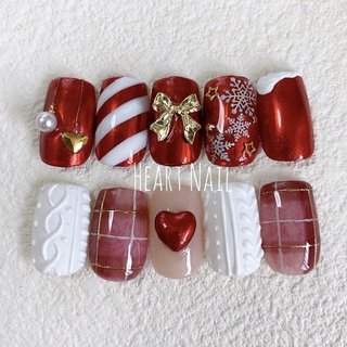🎄𝑪𝒉𝒓𝒊𝒔𝒕𝒎𝒂𝒔 𝑵𝒂𝒊𝒍🎄 
#christmasnails
#オーナメントネイル 
#ツリーネイル 
#ツリー #雪の結晶ネイル #雪の結晶 
#リボンネイル　#ニットネイル
#サンタネイル 

Heart Nail 
heart.nail.kitakashiwa@gmail.com
070-2168-4970

Instagram♡♡♡@heart__nail

お気軽にお問い合わせ下さい🙇‍♀️ #冬 #クリスマス #デート #女子会 #チェック #ハート #ニット #雪の結晶 #ミラー #スクエア #ホワイト #ピンク #レッド #ジェルネイル #ネイルチップ #Heart❤︎Nail #ネイルブック