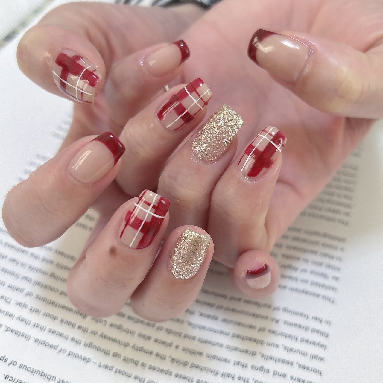 冬/クリスマス/チェック/ボルドー - Crm.nailのネイルデザイン[No 