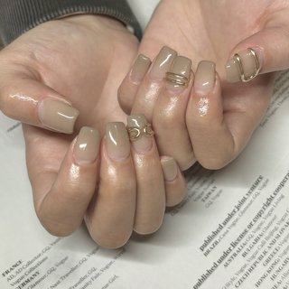 こんにちは☁️ nail room mignonです♡.。

当店ではシンプルからデザインまで幅広く施術させていただいております🌿

ご予約も承っておりますのでお問い合わせください✉️*°


＿＿＿＿＿＿＿＿＿＿＿＿＿＿＿＿＿＿＿

■営業時間　

10:00 ~ 20:00 
(※最終受付はメニューにより異なります。)

■定休日

不定休


■アクセス
 
福岡県北九州市戸畑区旭町
(戸畑駅から徒歩5分) #秋 #冬 #オールシーズン #ハンド #グラデーション #リング #ミディアム #スクエア #ベージュ #ゴールド #ジェルネイル #お客様 #Uchio #ネイルブック