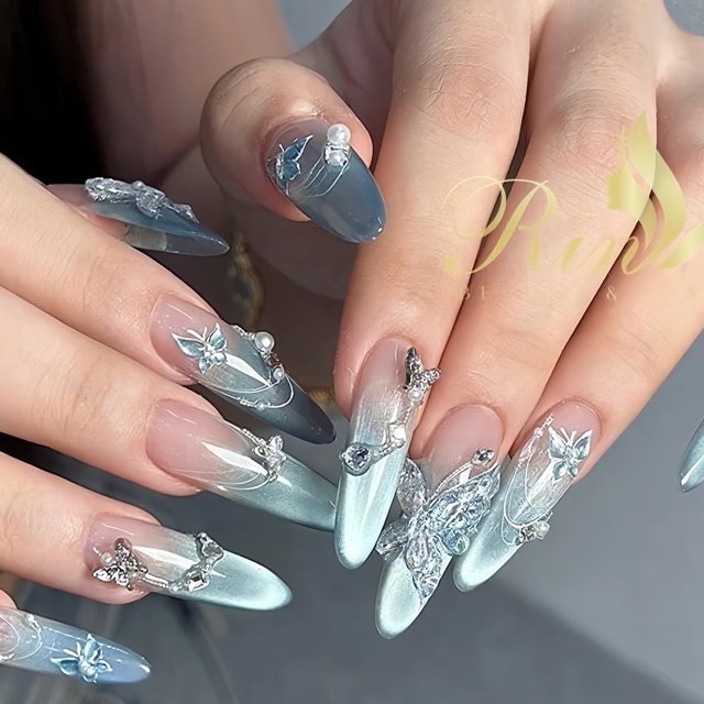 Rin Nail｜新大久保のネイルサロン｜ネイルブック