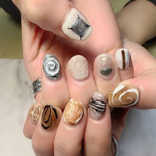 #お持込デザインアレンジ #秋冬ネイルデザイン 
#かっこいいネイル 
#所沢ネイルサロン 
#アートやり放題コース 
#フィルイン #秋 #冬 #ハンド #3D #アイシング #大人 #個性派 #ミディアム #スクエアオフ #ベージュ #ブラウン #ブラック #ジェルネイル #お客様 #REVE #ネイルブック