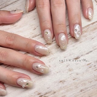 アイボリーオーロラゴールドニュアンスネイル シェル ミラー 韓国 ちゅ