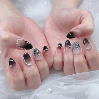 ネイルチップ グラデ ワンホン リボン ビジュー ピクシー 2025年】新着