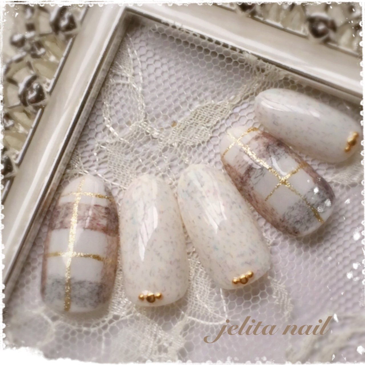 ♡モノトーングレーチェックネイル♡ ネイルチップ　ハンドメイド ネイルチップ】グレーチェックとマグネットネイル ネイルチップ