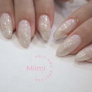 人気順｜ミディアム/#白ラメネイルのネイルデザイン｜ネイルブック