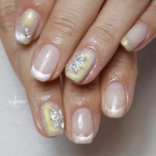 💎‎‎🤍 マグネットフレンチ 
冬のシーズンサンプルから早速選んで頂きました♡
新しく入荷した偏光マグネットが冬らしくて素敵です💫

┈┈┈┈┈┈┈┈┈┈┈┈┈┈┈┈┈┈┈
private nail salon uhu

🏠場所 ⇢ 長野県佐久市取出町
野沢会館様より車で2分
ファミリーマート佐久取手町店様より徒歩3分
(※詳しい住所はご予約確定時にお伝えします)
🕊️定休日 ···▸ 日曜日/祝日
┈┈┈┈┈┈┈┈┈┈┈┈┈┈┈┈┈┈┈

#マグネットネイル #マグネットフレンチ #ビジューネイル #雪の結晶ネイル #ビジュー #キラキラネイル #冬ネイル #冬ネイル2024 #フレンチネイル #キラキラネイル 
#手が綺麗に見えるネイル #大人可愛いネイル #大人上品ネイル 
 #プライベートサロン #プライベートネイルサロン #自宅ネイルサロン #自宅サロン #nailbook_fan #手が綺麗に見えるネイル #冬 #オールシーズン #オフィス #ハンド #シンプル #フレンチ #ビジュー #マグネット #雪の結晶 #ミディアム #スクエア #ホワイト #イエロー #シルバー #ジェルネイル #お客様 #private nailsalon uhu ┈┈ ai #ネイルブック