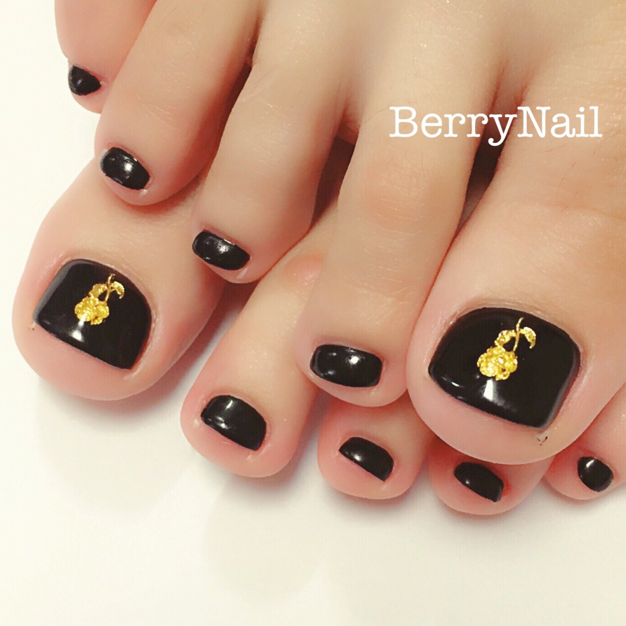 秋 冬 お正月 クリスマス フット Berrynail ベリーネイル のネイルデザイン No ネイルブック