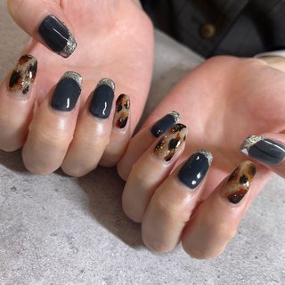  #オールシーズン #デート #女子会 #ハンド #フレンチ #ホログラム #アニマル柄 #レオパード #ロング #スクエア #ブラック #シルバー #ジェルネイル #お客様 #bambi_1127 #ネイルブック