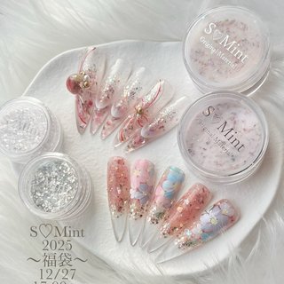 レジンアクセサリーのネイルデザイン｜ネイルブック