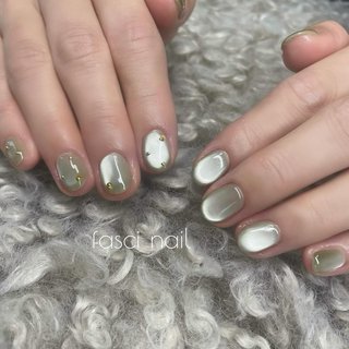 ぽちぽちネイルのネイルデザイン｜ネイルブック