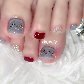 冬もお足を綺麗に✨🥰 
#フット #ジェルネイル #ビジュー #japanesenailartist #japanesenailart #ネイル #ネイルサロン #山口県 #周南 #山口県ネイルサロン #周南市ネイルサロン #プライベートサロン #ネイルサロンハピリー #ハピリー #爪職人💅 

-Happily-
https://nail-happily24.com

〠745-0825 山口県周南市秋月2丁目3-13 ステータス秋月1F tel090-7993-3354 営業時間:9:30〜18:30（受付） 定休日:日曜日

#いつもありがとうございます😊 #手が綺麗に見えるネイル #冬 #フット #ビジュー #ラメ #ショート #スクエア #ボルドー #グレー #シルバー #ジェルネイル #お客様 #-Happily- #ネイルブック