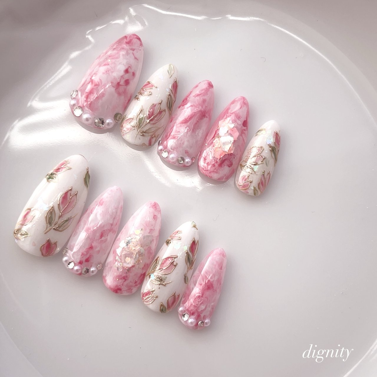最終値引き　ネイルアート用品まとめ売り➕豪華サービス2品追加 春/冬 - Dignity(兵庫県高砂市)のネイルデザイン[No.9217987