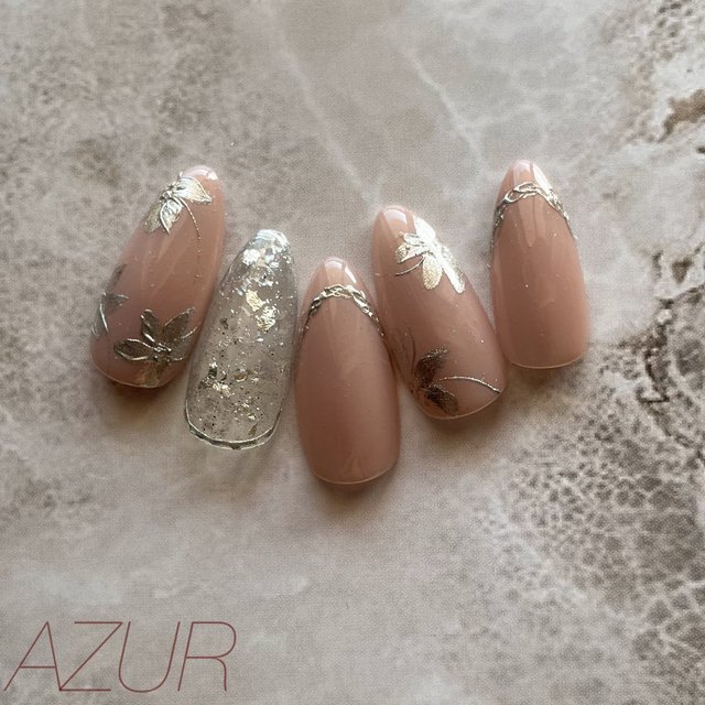 2025最新】愛され感たっぷり♡ミラーフラワーネイル|人気ネイル