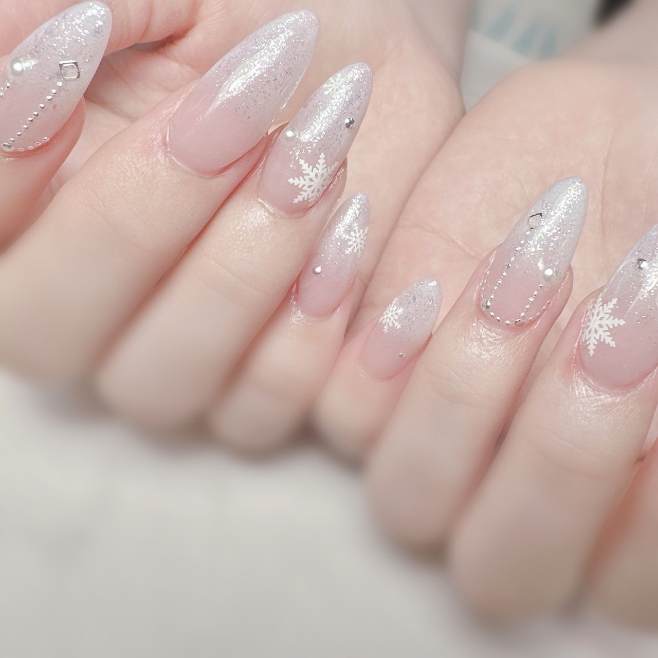 冬/オールシーズン/ハンド/ちゅるん/韓国 - lipi.nail_tomoのネイル