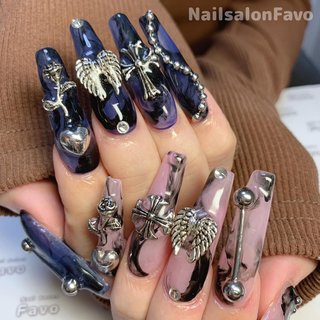 ブルー ラメ クロムハーツネイルパーツ 12個 ブルー ラメ クロムハーツネイルパーツ 12個 ブルー ラメ クロム