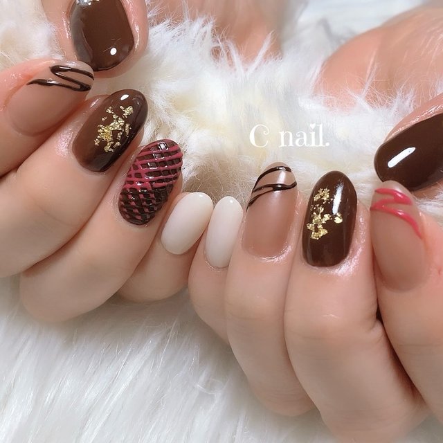 2025最新】甘くとろける♡チョコレートのバレンタインネイル|人気