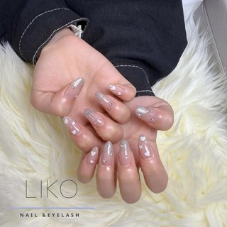 お客様ネイル𖤣𖥧𖥣｡𖥧𖧧 ラメ×ハートネイルでした💅
ご来店ありがとうございます✨

#ラメグラデーション #冬ネイル #ハートネイル 
#女子ネイル #ホワイトネイル 
#シルバーネイル #アートネイル 
#トレンドネイル #お洒落ネイル 

当店では画像持ち込み可
パーツ持ち込みも可能です𖤣𖥧𖥣𖡡𖥧𖤣

#ニュアンスネイル #ジェルネイル #ネイルデザイン
#佐賀サロン #佐賀市サロン #佐賀まつげエクステ 
#佐賀ネイル #佐賀市エクステ #佐賀市ネイル
#まつげエクステ #アイブロウ #ネイル #エクステ
#ワンホンエクステ #ネイルサロン #佐賀アイブロウ
#ニューオープン #ニュアンスネイル #ネイルデザイン　#シンプルネイル #ワンカラーネイル 
#likonailandeyelash 

@dolce_ootakara 
@dolce_nailschool 
@dolce.hanabatake #冬 #シンプル #ワンカラー #ハート #ニュアンス #ホワイト #シルバー #ジェルネイル #LIKO nail&eyelash #ネイルブック