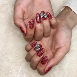 お客様ネイル𖤣𖥧𖥣｡𖥧𖧧 ご来店ありがとうございます❁⃘*.ﾟ

キラキラフラッシュ⟡.·
フラッシュカラー豊富に取り揃えてます🎀

#パリジェンヌ #リボンネイル
#パーツネイル #フラッシュネイル
#冬ネイル #アートネイル 
#トレンドネイル #お洒落ネイル 

当店では画像持ち込み可
パーツ持ち込みも可能です𖤣𖥧𖥣𖡡𖥧𖤣

#ニュアンスネイル #ジェルネイル #ネイルデザイン
#佐賀サロン #佐賀市サロン #佐賀まつげエクステ 
#佐賀ネイル #佐賀市エクステ #佐賀市ネイル
#まつげエクステ #アイブロウ #ネイル #エクステ
#ワンホンエクステ #ネイルサロン #佐賀アイブロウ
#ニューオープン #ニュアンスネイル #ネイルデザイン　#シンプルネイル #ワンカラーネイル 
#likonailandeyelash 

@dolce_ootakara 
@dolce_nailschool 
@dolce.hanabatake #冬 #ハンド #フラッシュ #シンプル #ワンカラー #ニュアンス #リボン #ジェルネイル #LIKO nail&eyelash #ネイルブック