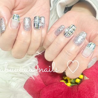 ツイード/イエロー/ネイビーのネイルデザイン｜ネイルブック