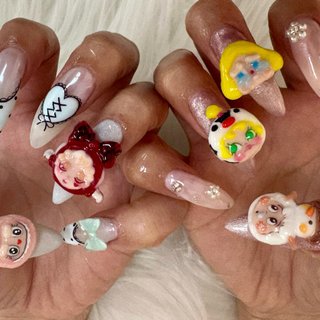 popmartのネイルデザイン｜ネイルブック