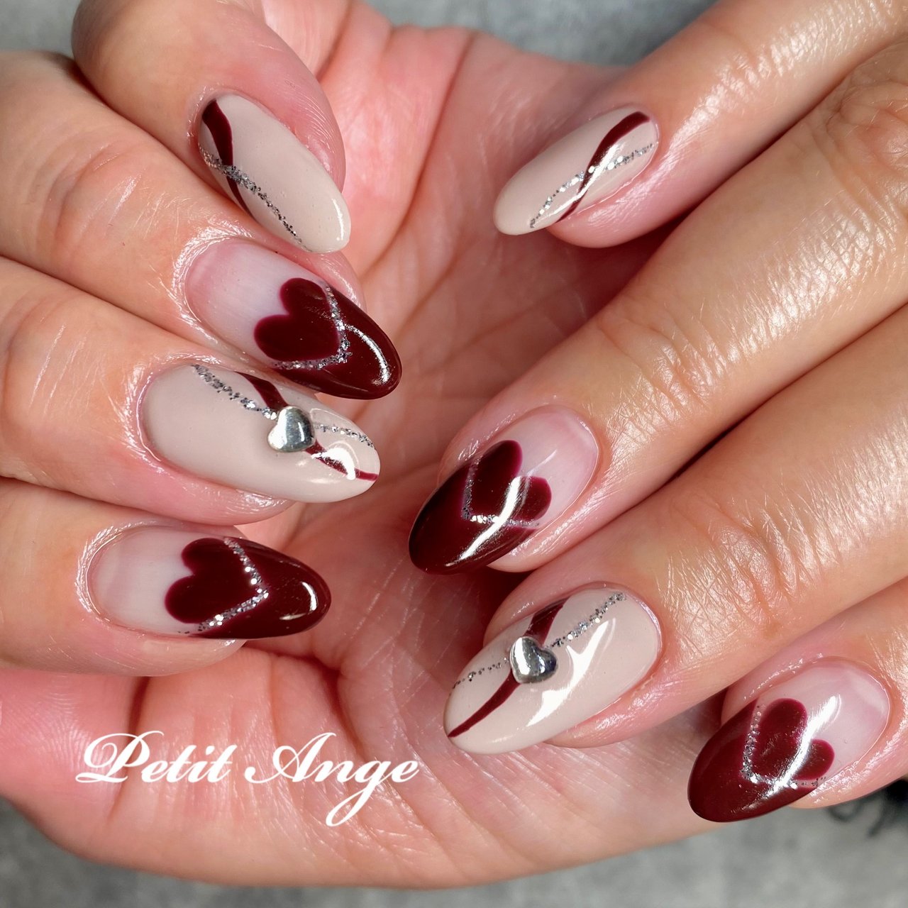 冬/バレンタイン/ハンド/フレンチ/ハート - Petit Angeのネイル