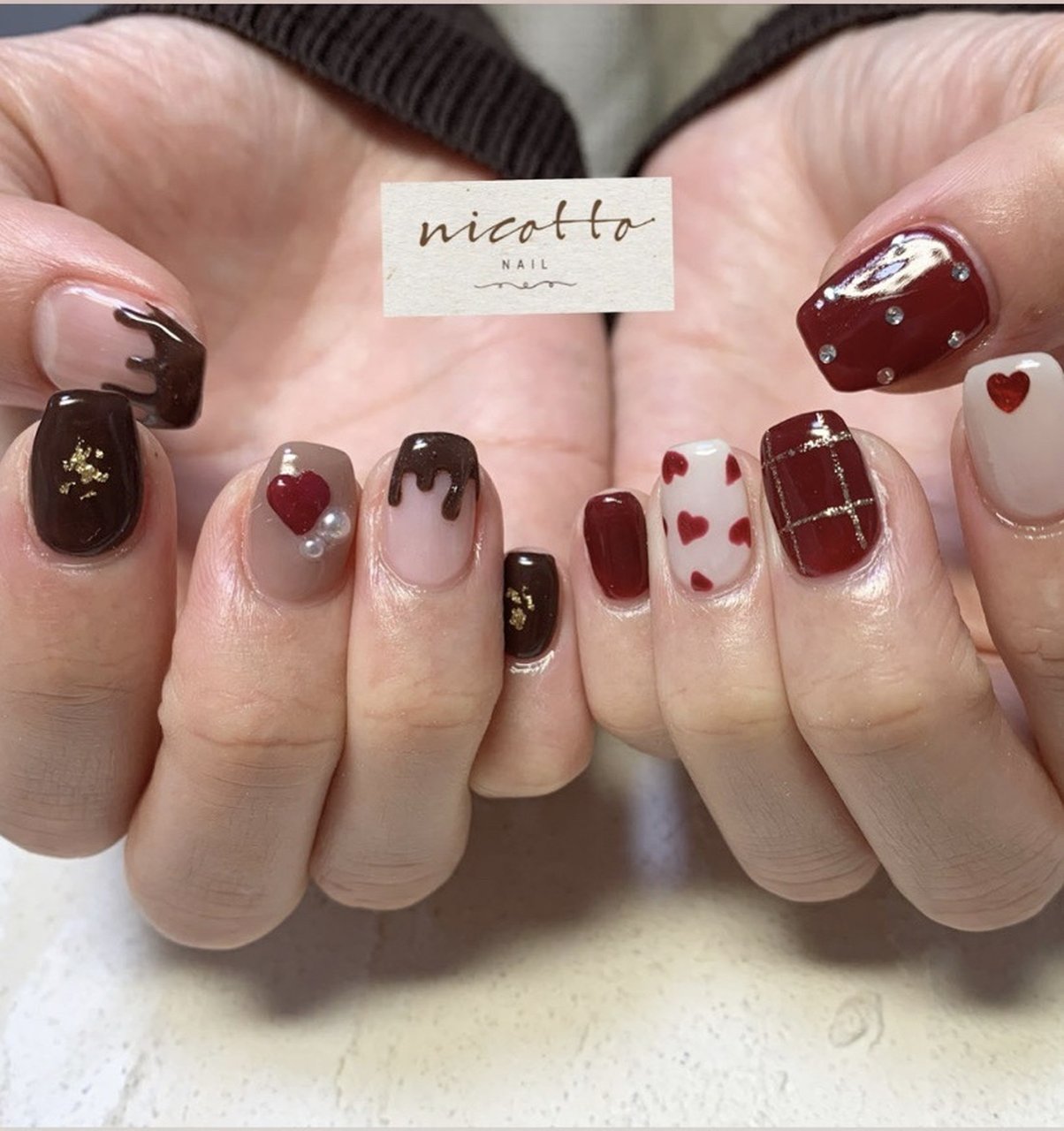 バレンタイン/ハンド/ハート/ショート/コフィン - nicottoのネイル