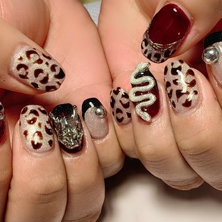 蛇パーツのネイルデザイン｜ネイルブック